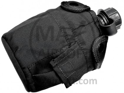 Field Bottle with Cup Black