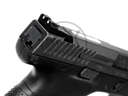 Pi&scaron;tola CZ P-10 C 9x19mm